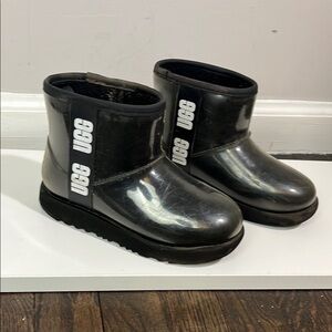 Ugg classic mini waterproof